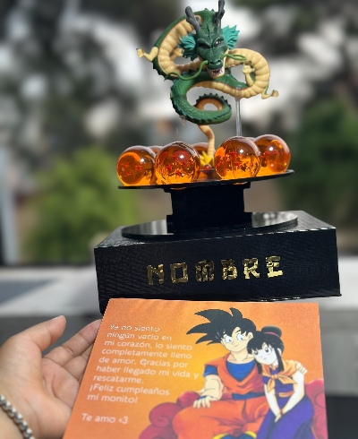 MEGAPACK SHENLONG 17CM+ ESFERAS 4.5CM + EXHIBIDOR