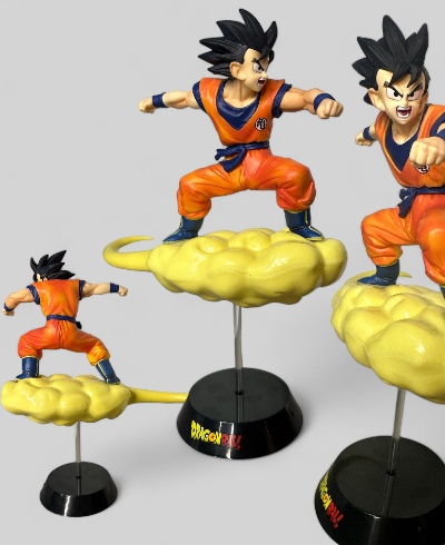Figura goku en nube voladora